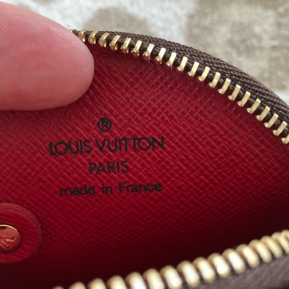 MINT CONDITION Louis Vuitton Monogram Cerises (Cherry) Coin Purse/Pouch - Picture 8 of 10